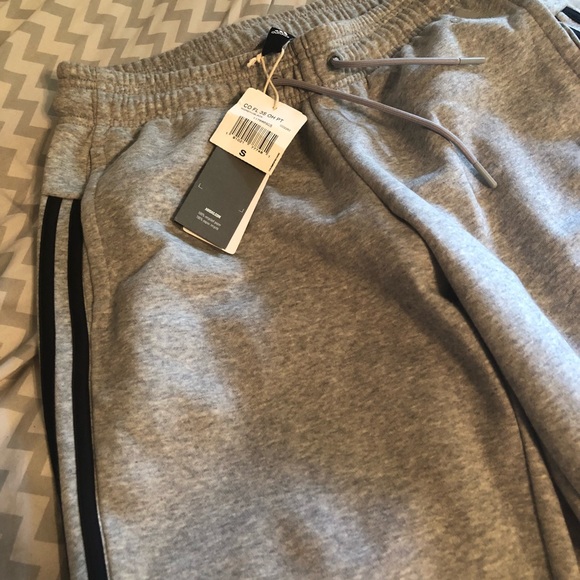 (S) NWT ADIDAS PANTS - Picture 2 of 4